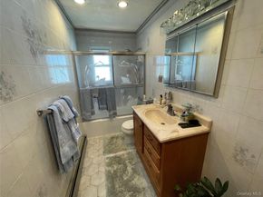 84 Surf Road, Lindenhurst NY 11757