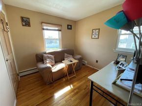 84 Surf Road, Lindenhurst NY 11757