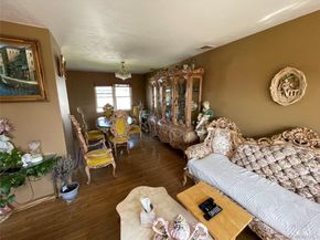 84 Surf Road, Lindenhurst NY 11757