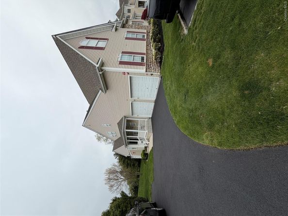 19 Meadow Pond Circle, Miller Place NY 11764