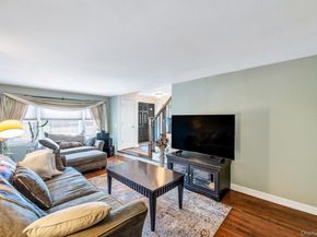 56 Pamlico Avenue, Ronkonkoma NY 11779