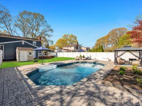 56 Pamlico Avenue, Ronkonkoma NY 11779