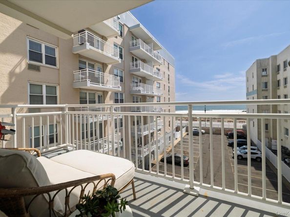 522 Shore Road 3AA, Long Beach NY 11561