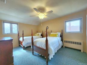 7 Market Drive, Syosset NY 11791