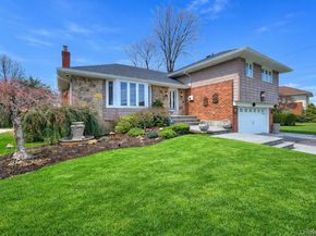 7 Market Drive, Syosset NY 11791