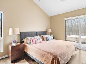 76 Island View Drive W, Sag Harbor NY 11963