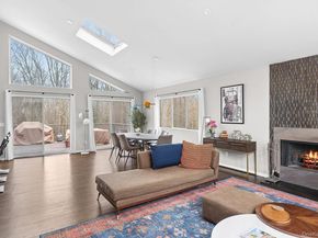 76 Island View Drive W, Sag Harbor NY 11963