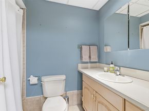 5 Toboggan Hill Path, Cold Spring Harbor NY 11724