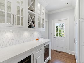 5 Toboggan Hill Path, Cold Spring Harbor NY 11724