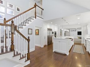 5 Toboggan Hill Path, Cold Spring Harbor NY 11724