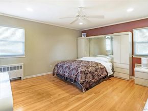 37 Winthrop Road, Plainview NY 11803