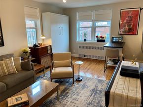 22 Mulford Place 5C, Hempstead NY 11550