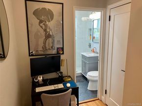 22 Mulford Place 5C, Hempstead NY 11550