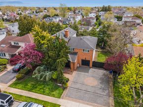 2064 Oliver Way, Merrick NY 11566