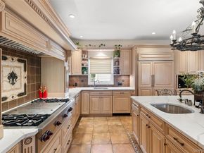 2064 Oliver Way, Merrick NY 11566