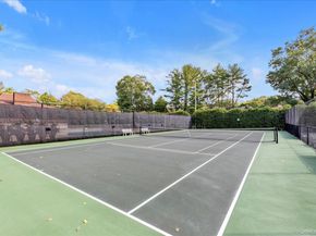 41 Spring Hollow, Roslyn NY 11576