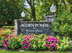 41 Spring Hollow, Roslyn NY 11576