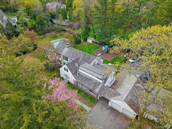 2 Richbell Road, Scarsdale NY 10583
