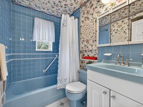 66 Aberdeen Road, New Hyde Park NY 11040