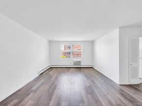 111 S Centre Avenue 2VV, Rockville Centre NY 11570