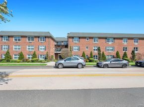 111 S Centre Avenue 2VV, Rockville Centre NY 11570