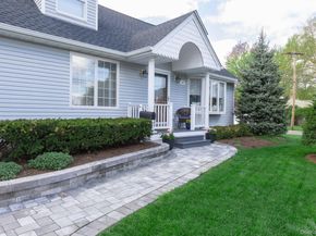 268 7th Avenue, Saint James NY 11780