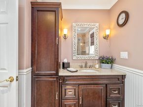268 7th Avenue, Saint James NY 11780