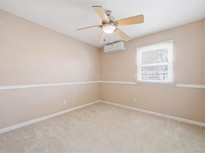 39 Fallen Leaf Road, Holbrook NY 11741