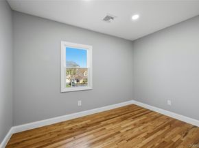 10 Curlin Lane, Saint James NY 11780