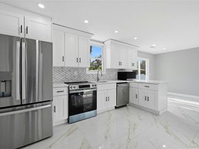 10 Curlin Lane, Saint James NY 11780