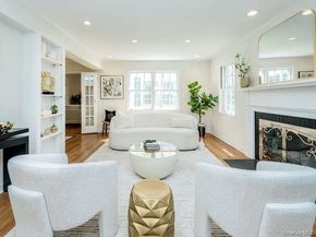 8 Chelsea Drive, Port Washington NY 11050