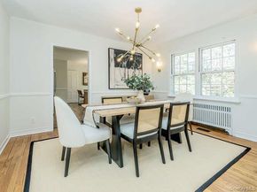 8 Chelsea Drive, Port Washington NY 11050