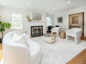 8 Chelsea Drive, Port Washington NY 11050