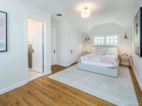 8 Chelsea Drive, Port Washington NY 11050