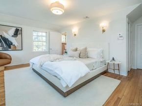 8 Chelsea Drive, Port Washington NY 11050