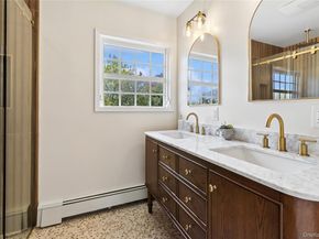 2 Ludlow Lane, Hampton Bays NY 11946