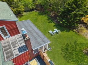 2 Ludlow Lane, Hampton Bays NY 11946