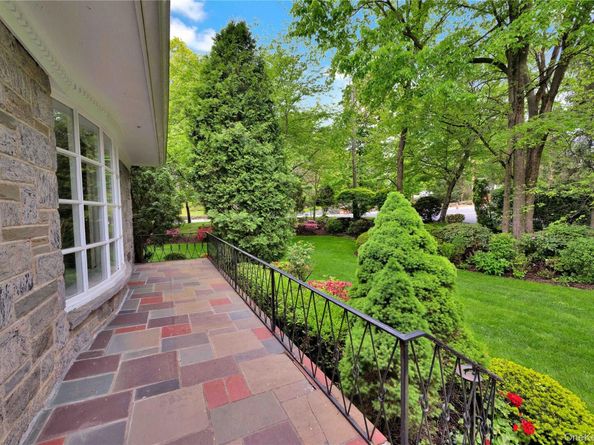 2 Bonnie Briar Lane, Larchmont NY 10538