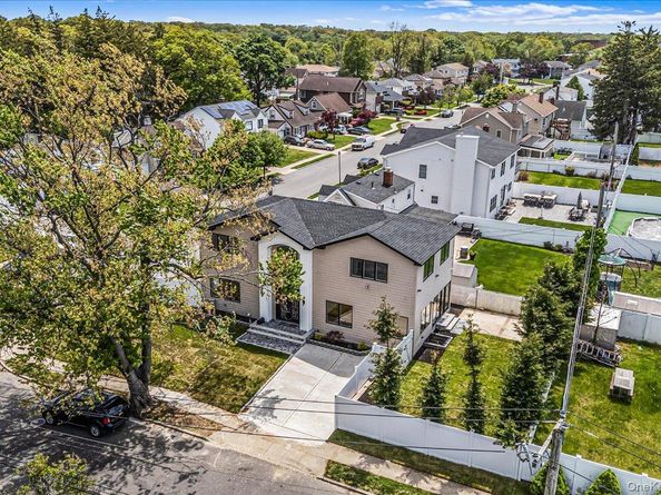 29 Baldwin Drive, West Hempstead NY 11552