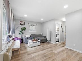 101 Edmunton Drive G2, North Babylon NY 11703