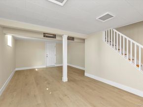 241 Phyllis Drive, Lindenhurst NY 11757