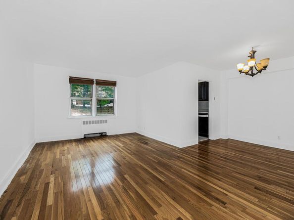 144 Ravine Avenue 2C, Yonkers NY 10701