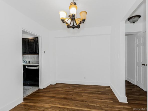 144 Ravine Avenue 2C, Yonkers NY 10701