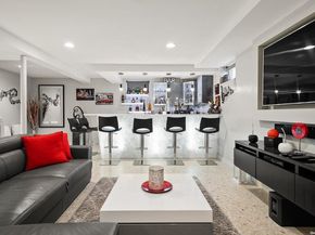 198-31 Pompeii Avenue, Jamaica NY 11423