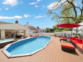 198-31 Pompeii Avenue, Jamaica NY 11423