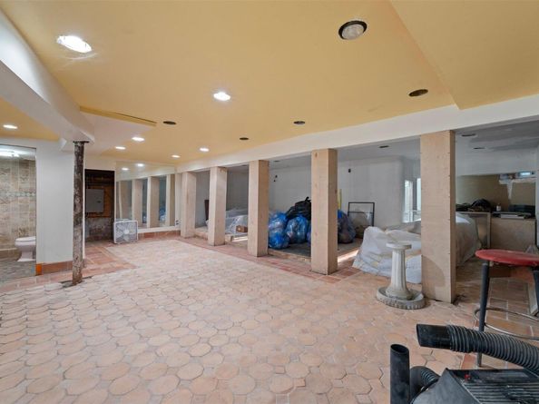 1112 Albemarle Road, Brooklyn NY 11218