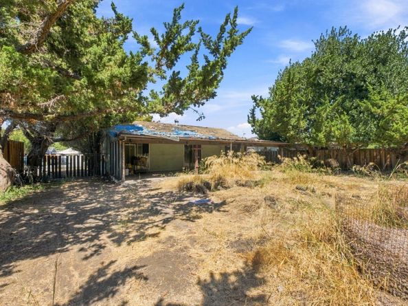 2102 Walnut Grove Avenue, San Jose CA 95128