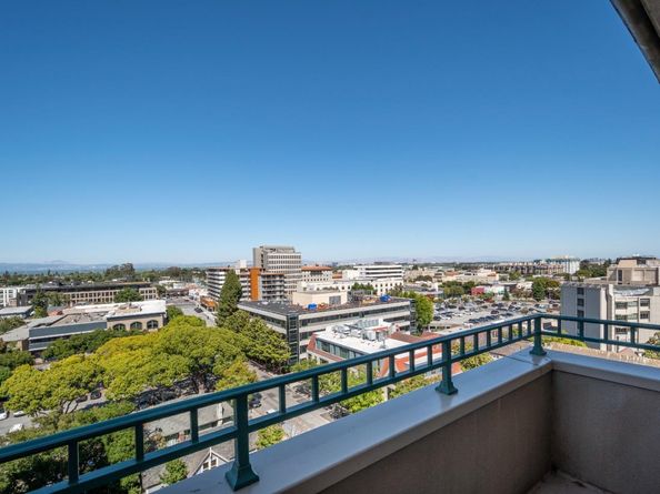 1 Baldwin Avenue 1008, San Mateo CA 94401