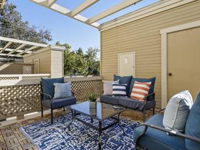 951 La Mesa Terrace A, Sunnyvale CA 94086