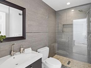 951 La Mesa Terrace A, Sunnyvale CA 94086